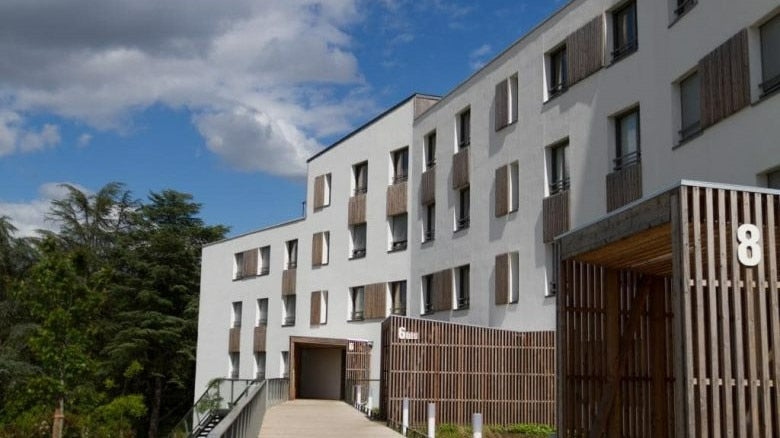 Les bailleurs et foncières équipent leurs parcs de recharge pour VE