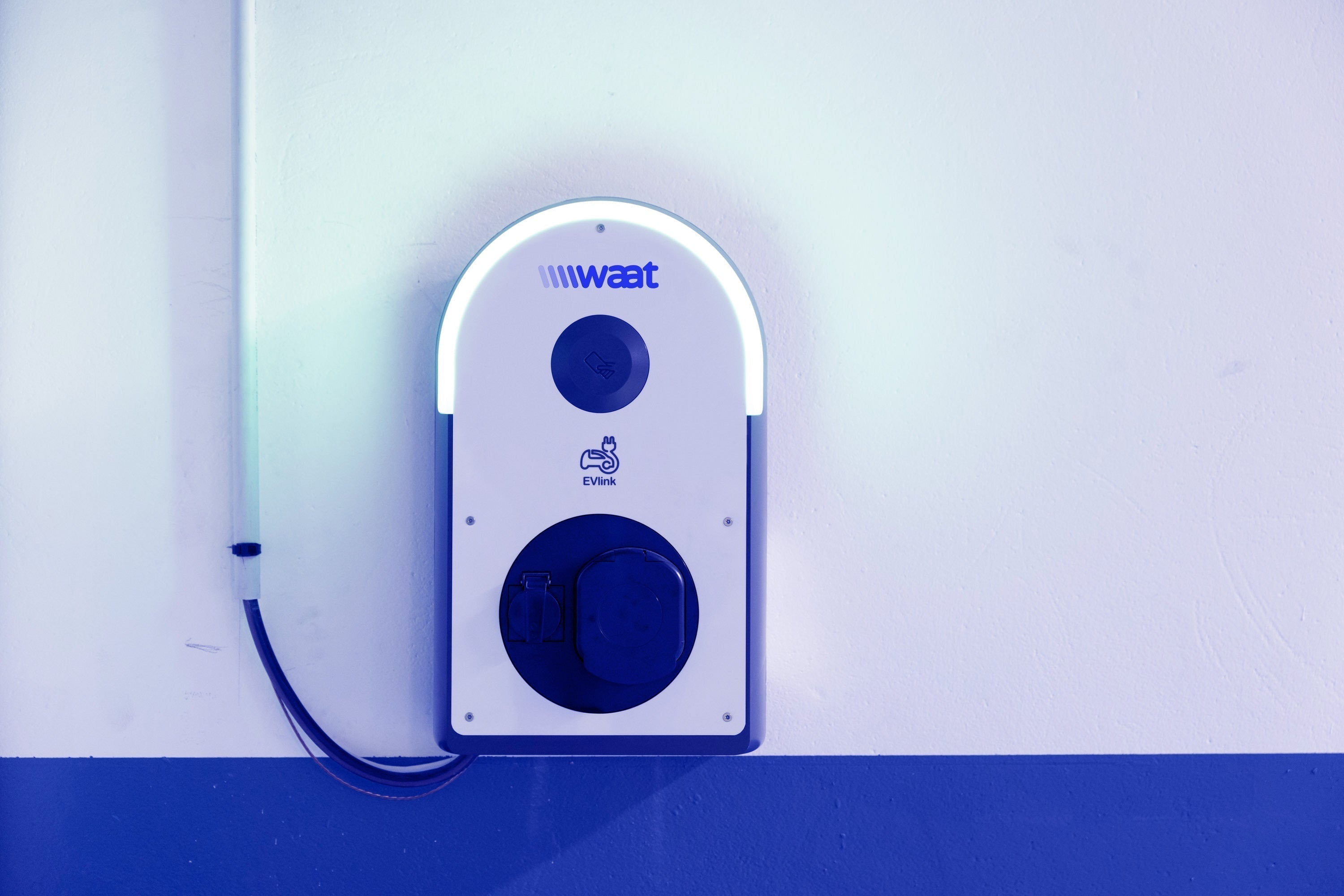 Borne de recharge électrique : guide complet d'installation et fonctionnement