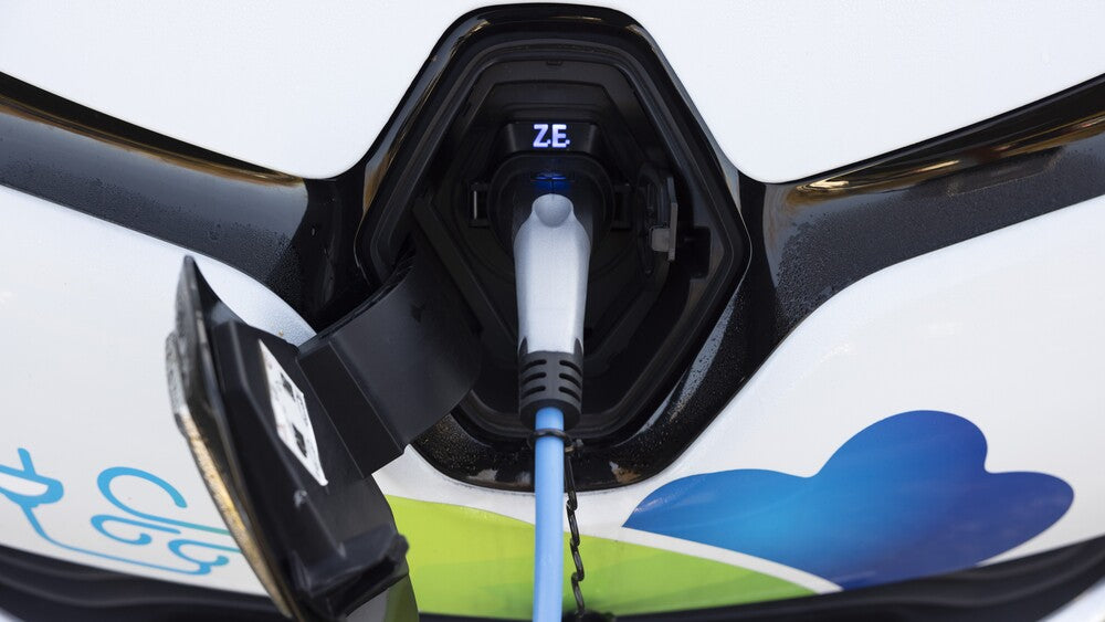 Voitures électriques en entreprise : quels avantages fiscaux en 2025 ?